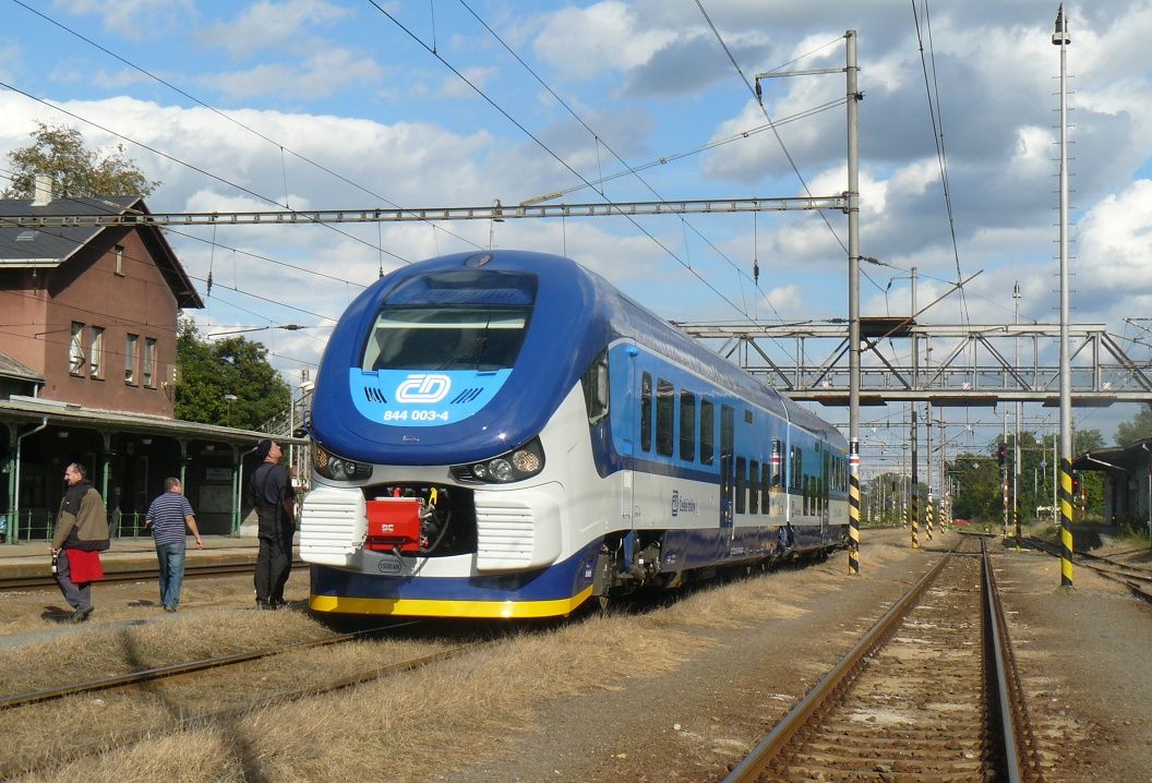 844 003-4 Kojetn(28.9.2012,foto-Ale Krka)