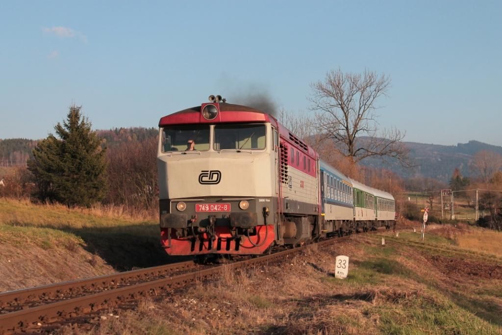 749 042, Lipov Lzn-zastvka - Lipov Lzn, R 906, 8.11.2011