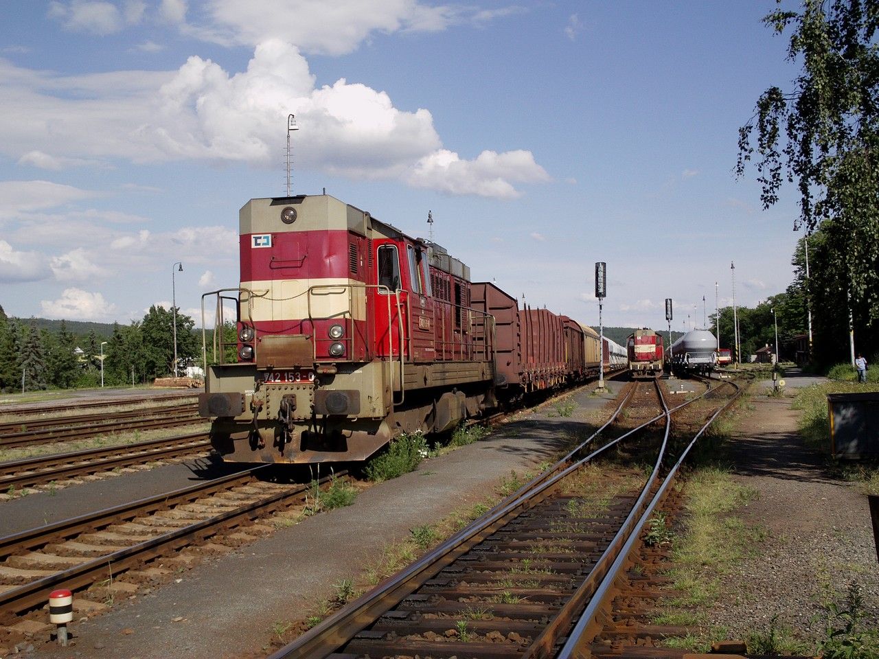 Zlohov 742.153 & 742.106 v st. Rakovnk, 7.6.2011