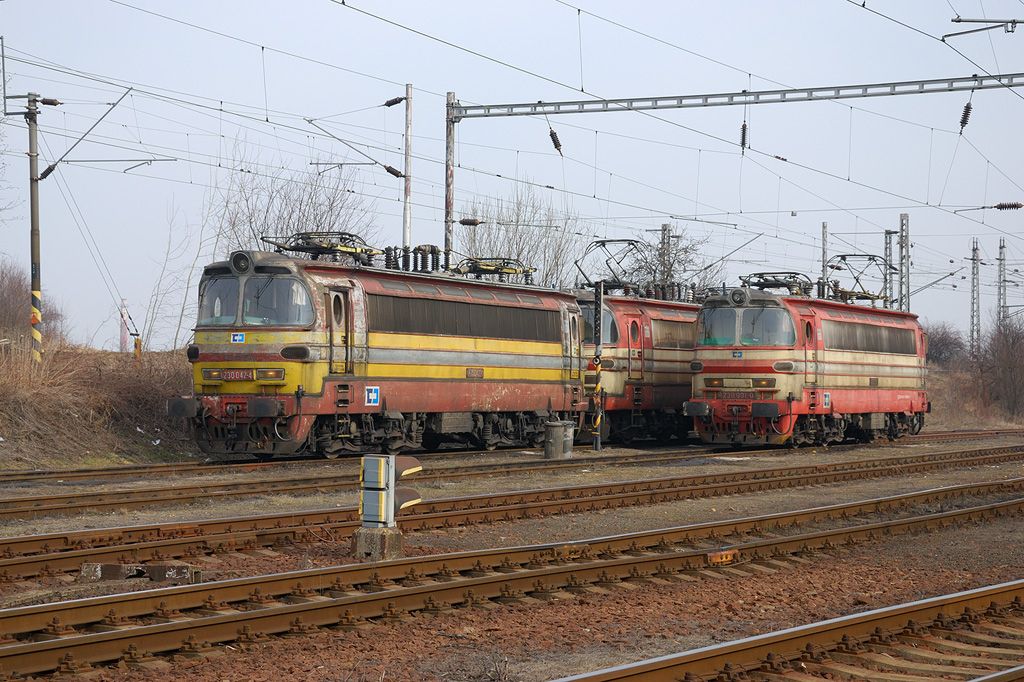 230 042+230 ???, 230 001, Kutn Hora 5.3.2011