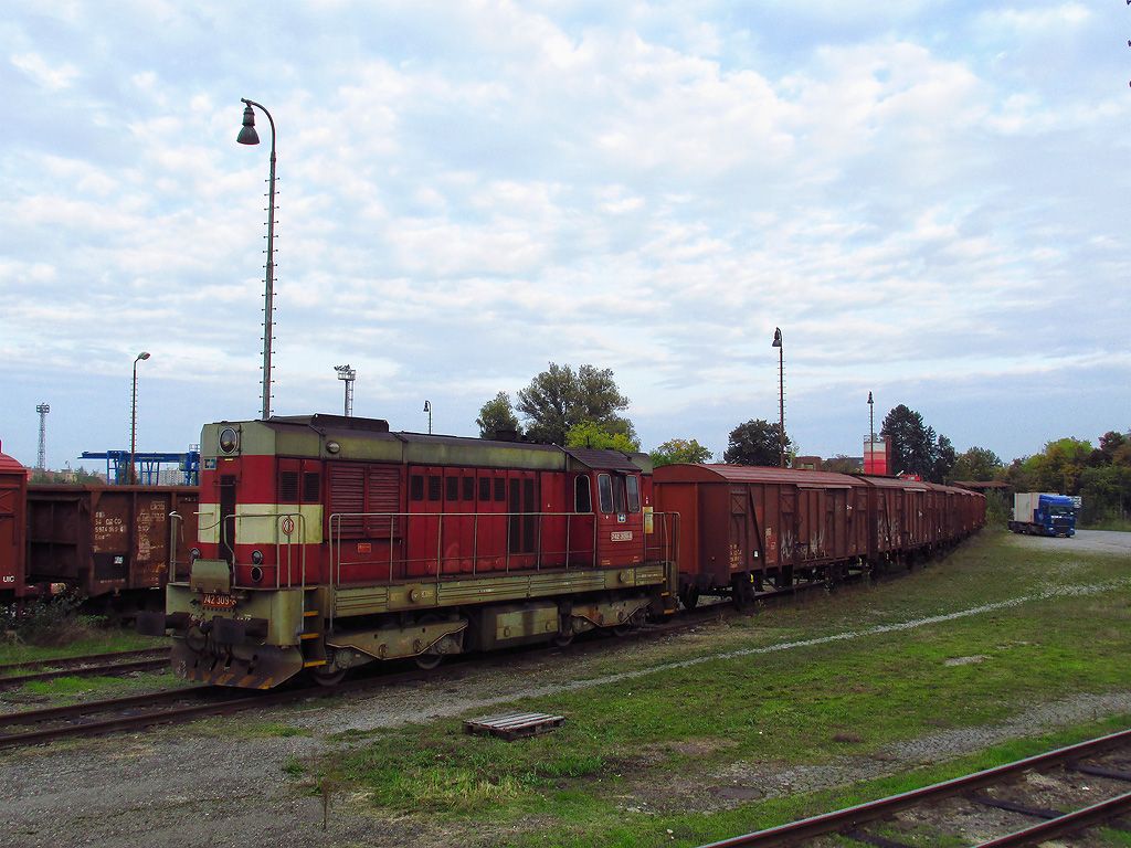 742.309 -8, 2.10. 2014, Pardubice 