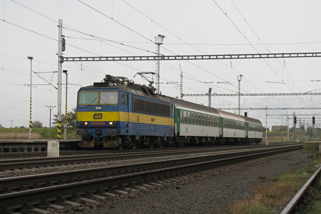 363.056-3, Os 4242, Lanhot, 12.10.2011