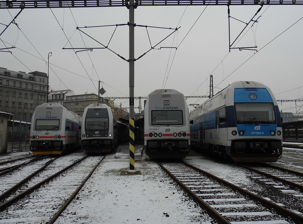 471 017, 060, 009, 063 Praha-Masarykovo (24. 1. 2014)