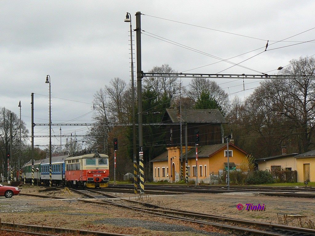 242.216 - R667 - st.J.Hradec - 09.11.2013