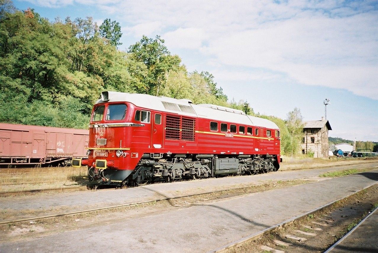 781.600 (T 679.1600) po pjezdu v Lv z Chomutova v st. Lun u Rak. 1.10.2004