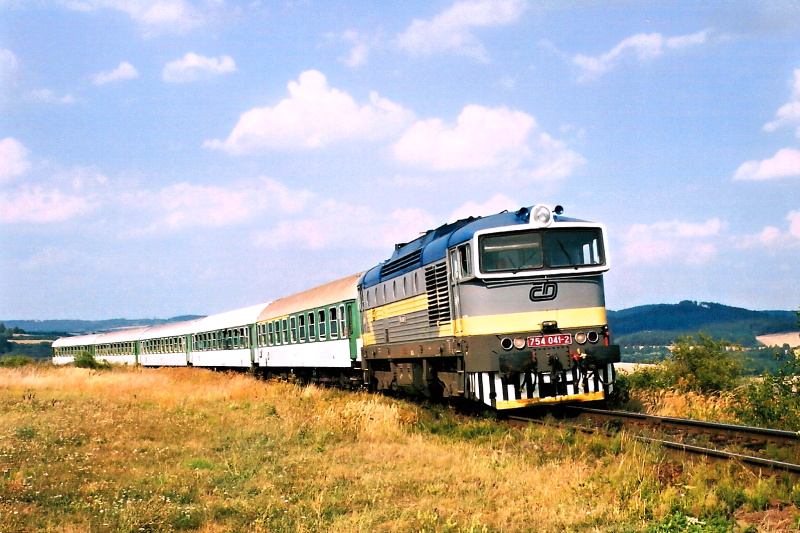 Okky (R 1519 Praha-Znojmo) 22.8.03