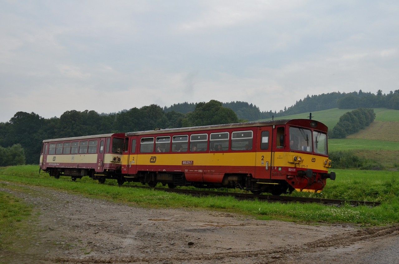 810.271 veze 22. 7. 2014 osobn vlak z Velkch Karlovic do Vsetna