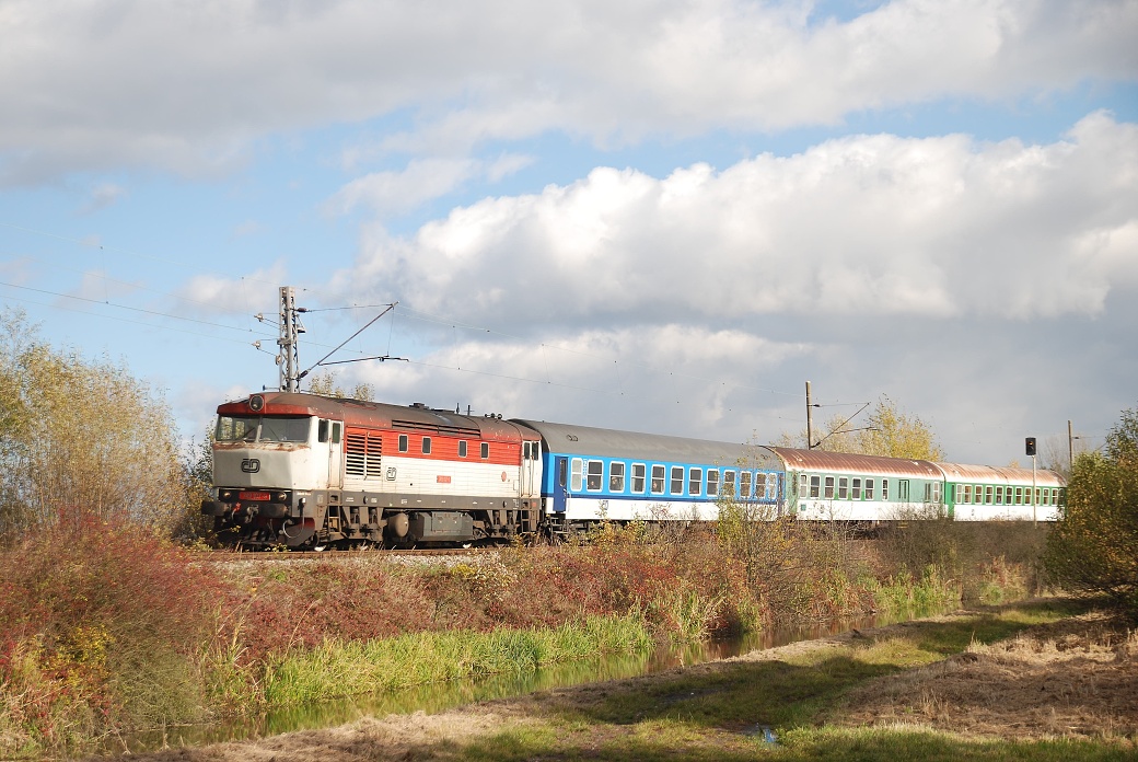 T 478 1107_-_21.10.2010-_-LD Praha Vrovice - tra 190_R 1253.