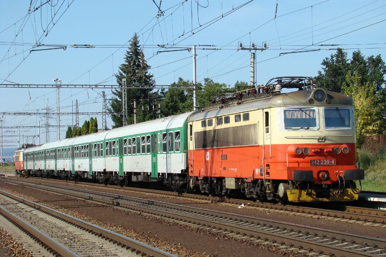 242 238 Modice dne 19.8.2009