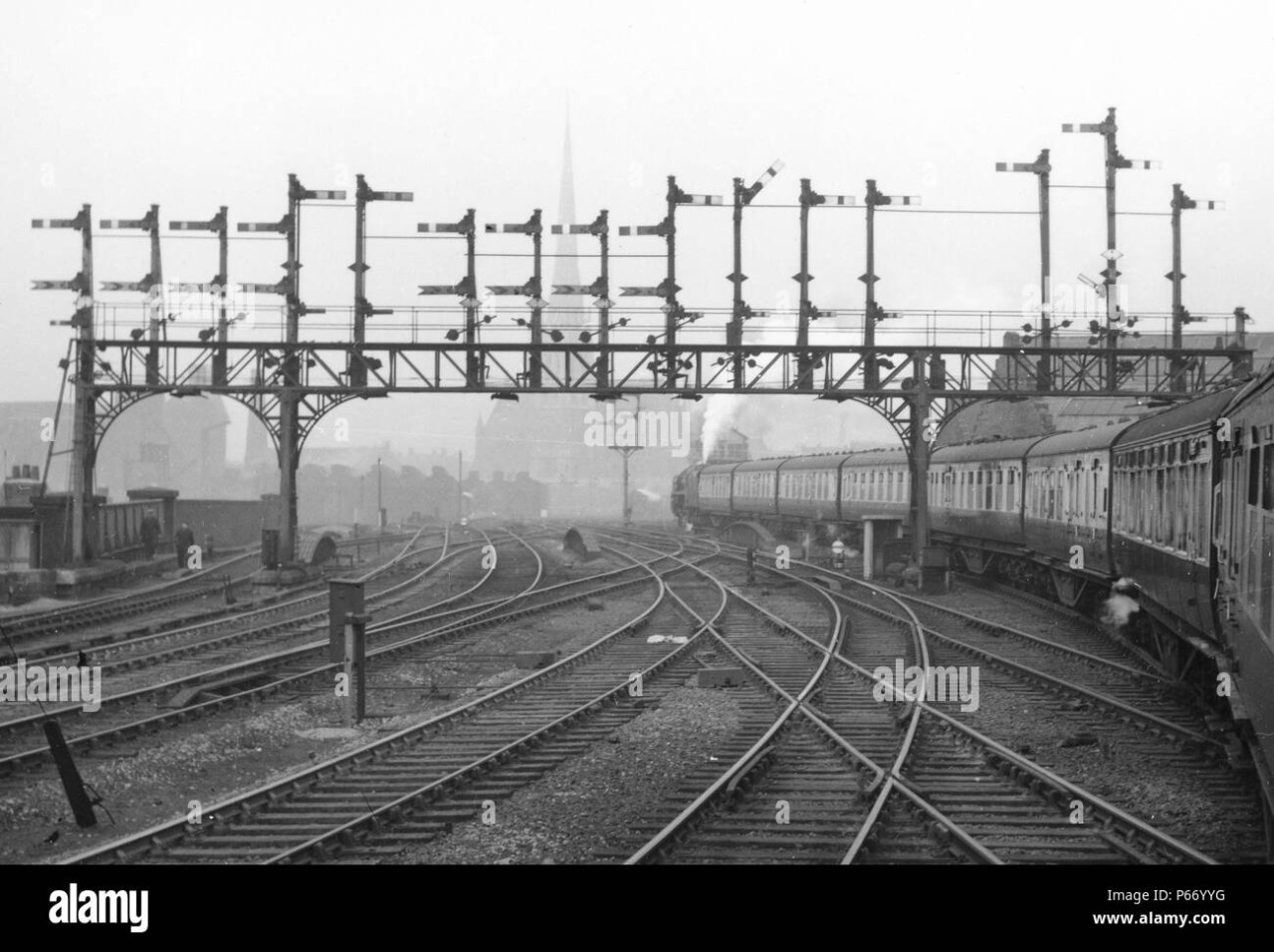 semaphore-signal-gantry-preston-taken-from-a-northbound-train