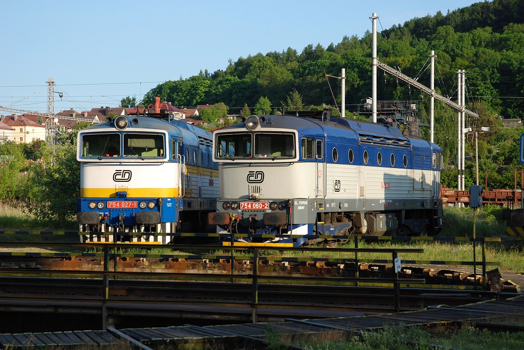 754027+754060 depo Klatovy 19.05.12