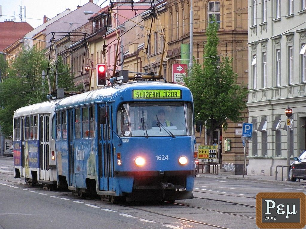 Tramvajov vz prakticky nepokozen.