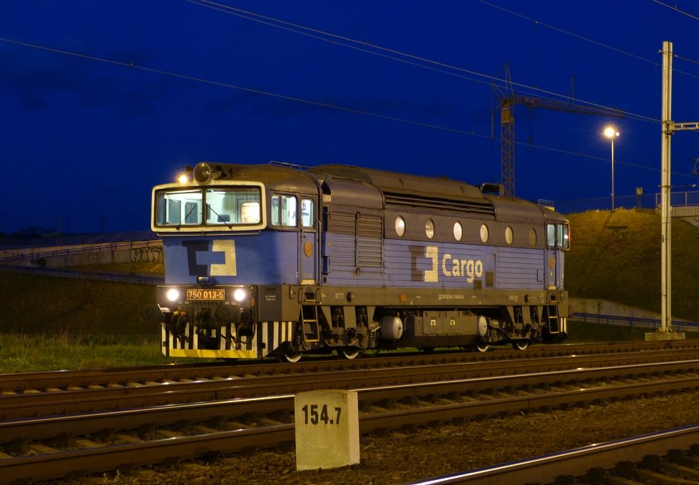 750 013-5 Otrokovice(20.4.2015,foto-Ale Krka)