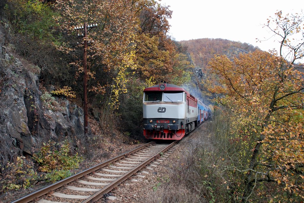 28.10.2009 - sek Luka pod Mednkem - Pertov u Prahy : 749.218, Os9008