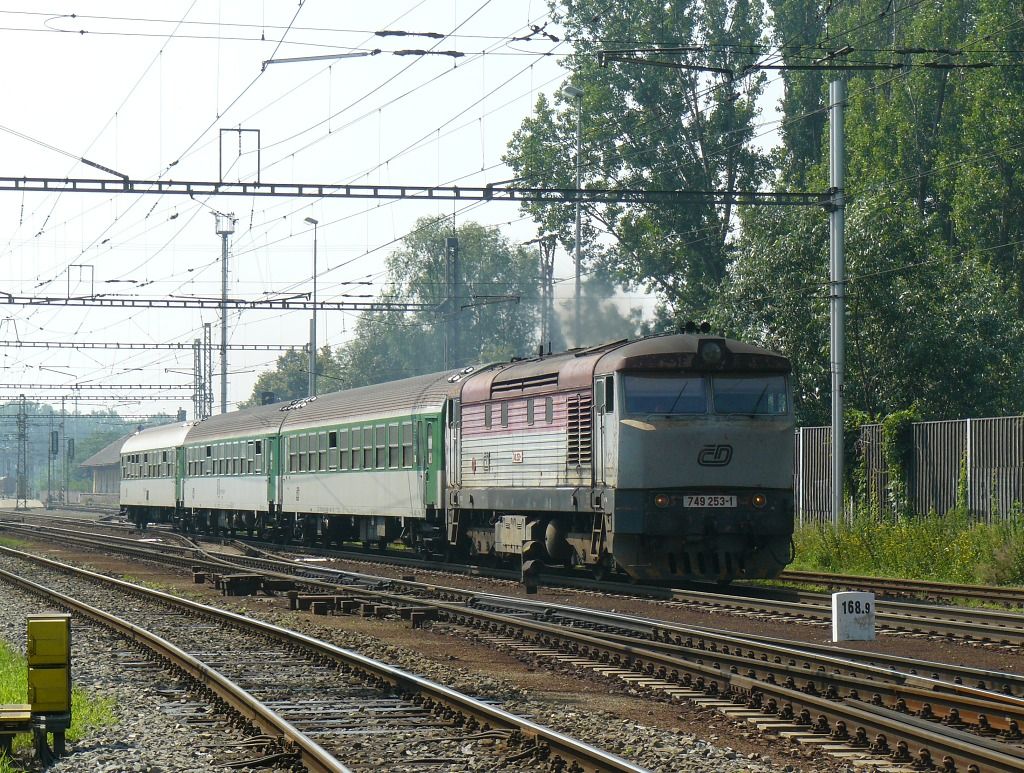 749 253-1 Huln(2.7.2009,Os 4207,foto-Ale Krka)