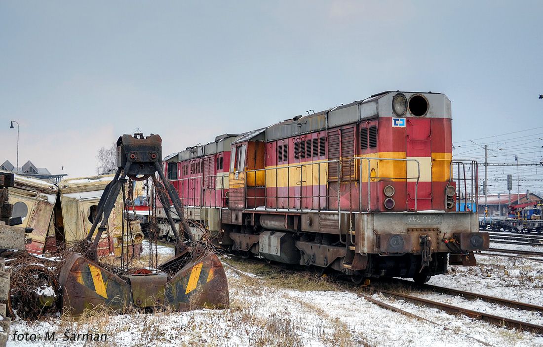 742 072 + 162_Beclav_11.2. 2013