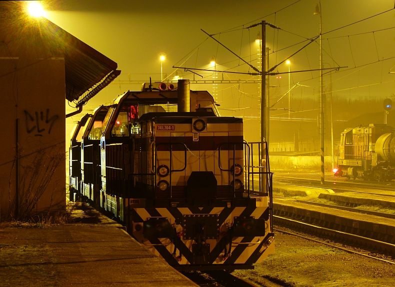 741 704+703+702 Rosice nL 17.1.2011