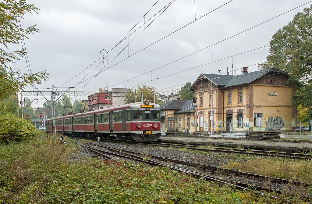 EN57-1332, KS 94366, Cieszyn (16.10.2015)