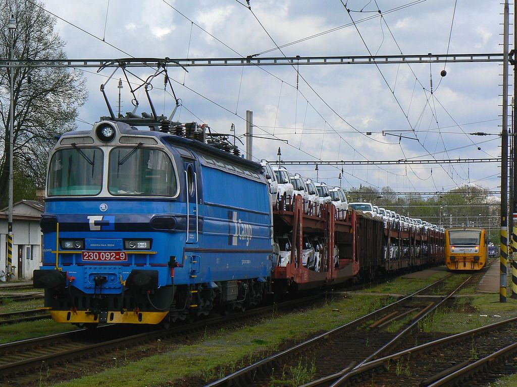 230.092 a 914.073-Os8318 - st.J.Hradec