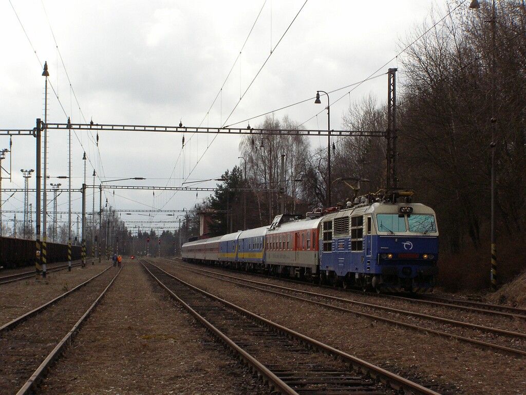 350.004 Vojtanov 1.4.2011