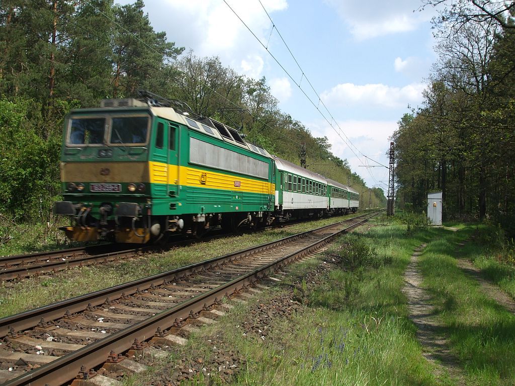 163 259 Os 6416 Lys n. L.-Dvorce (21. 5. 2011)