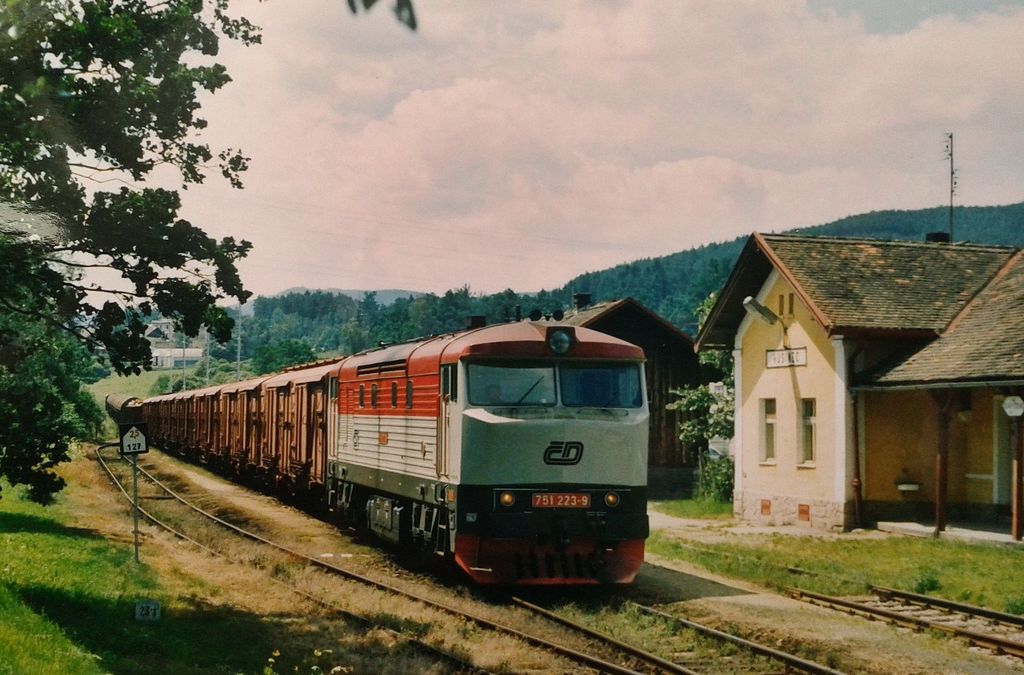 Pr vagonk od Volar...ob foto 22.6.2001