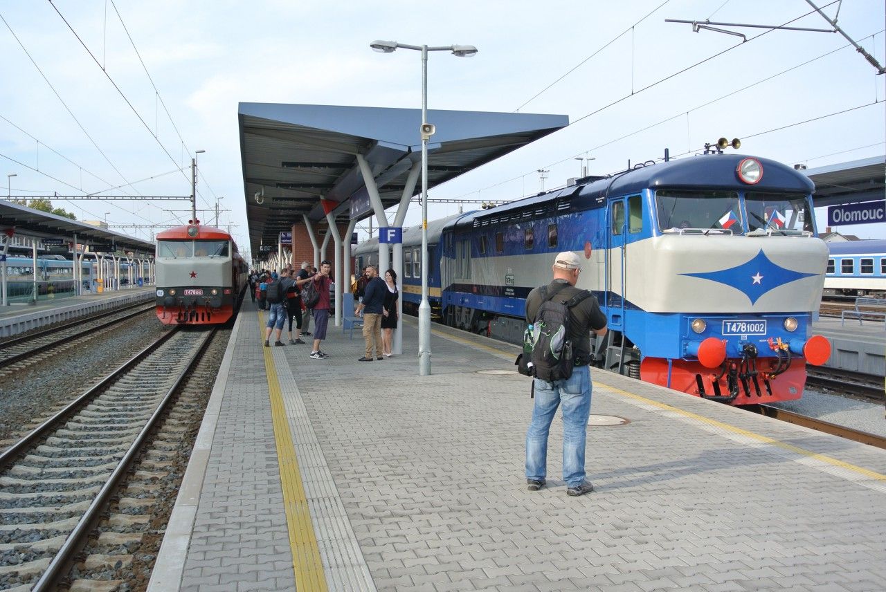 751 010+002 Olomouc