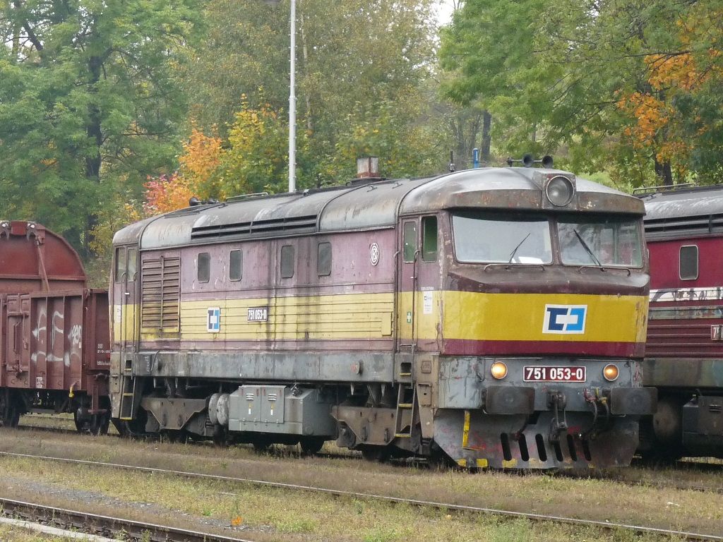 751 053-0,Lipov-lzn,foto:Dobi Ji