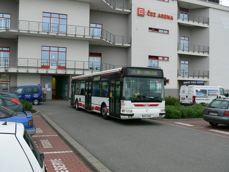 Autobus 176 u EZ arny