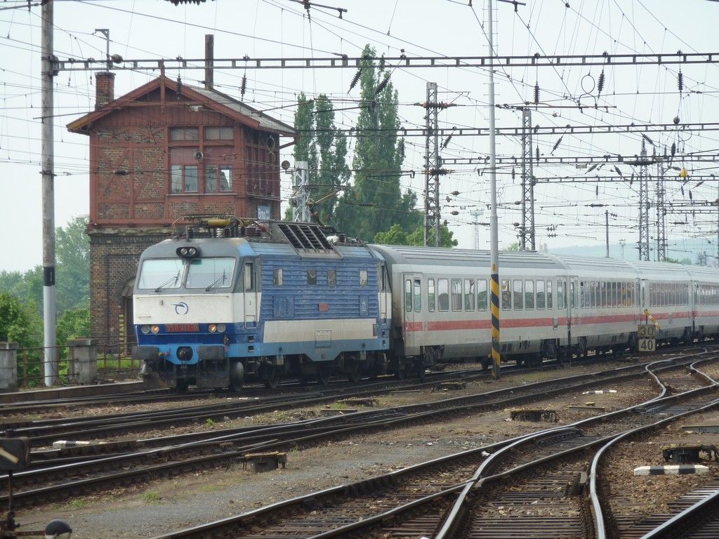 350 017-0, EC 174 Jan Jesenius, Brno hl.n., 24.2010