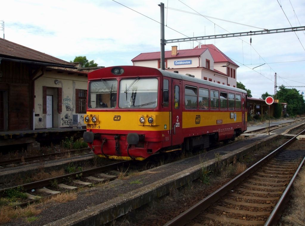 809 281 elkovice (18. 7. 2010)