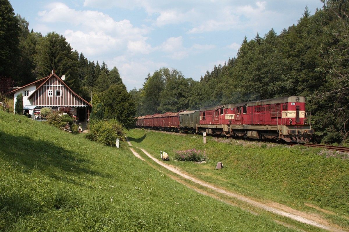 742.190+151 pi zpten cest mezi Jablonekem a Hradskem se esti vozy deva