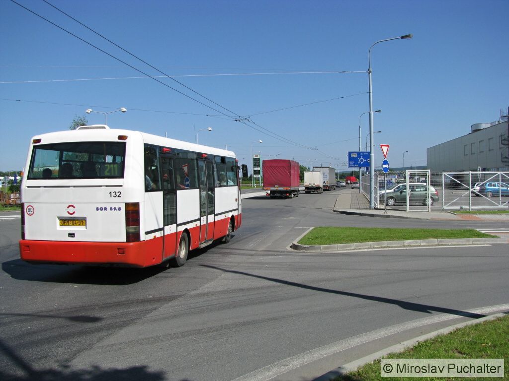 Ev. . 132 (SOR B 9,5) v ulici Tnsk.