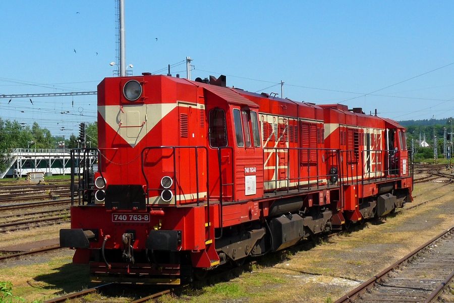 740 763-8, 740 758-8, Valask Mezi, 17.6.2010, foto: Dobi Ji