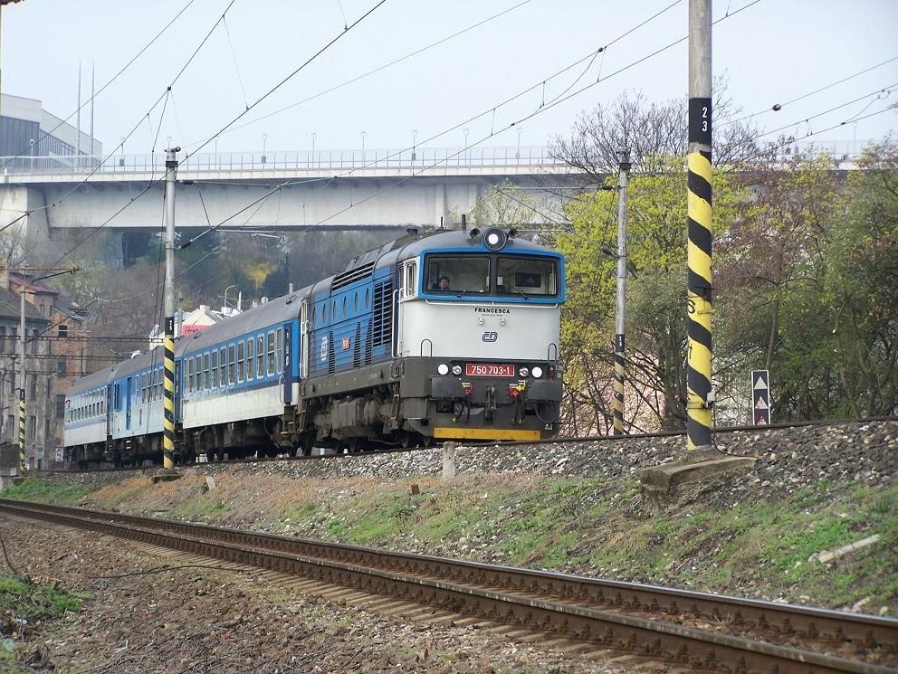 750.703 - R 1243 - Praha Nusle - 7.4.2012.