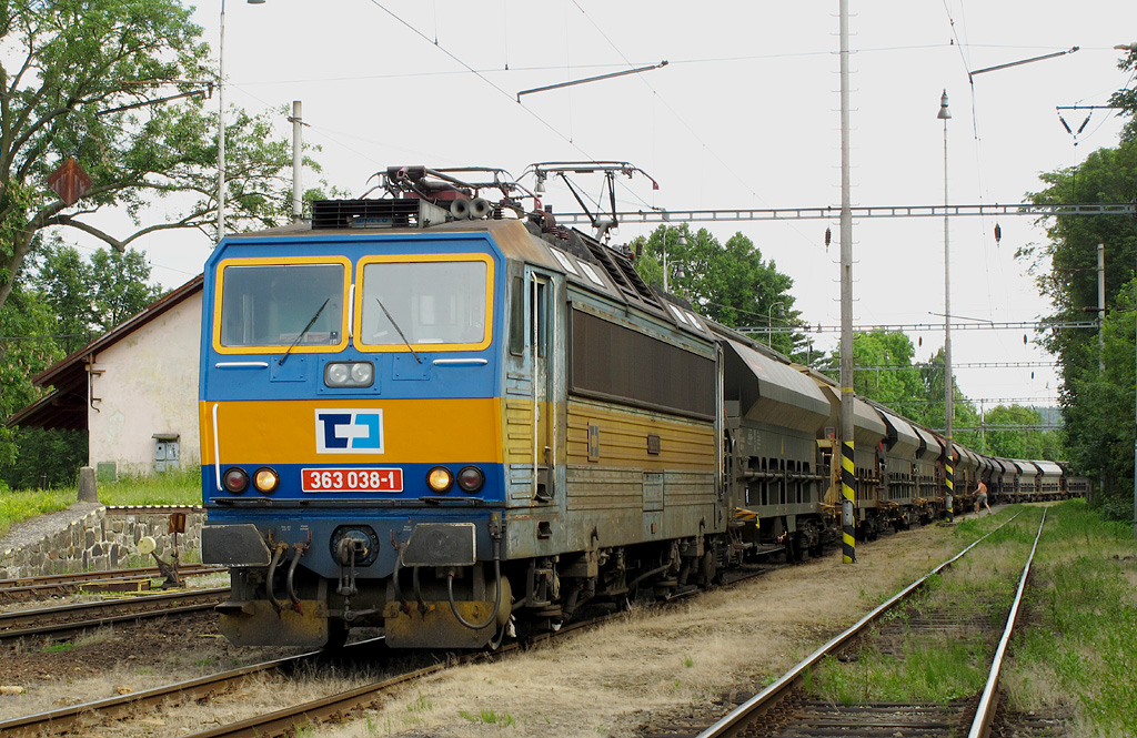 363 038-1; Hemaniky; 17. 6. 2011