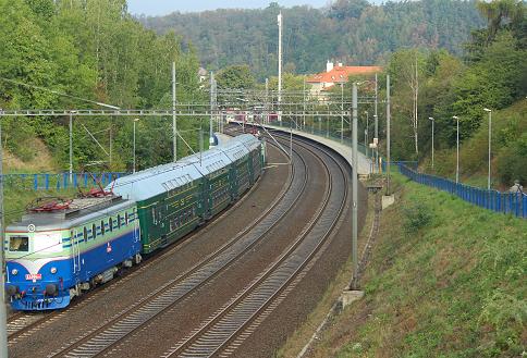 170.vro vlak v eskm Brod (foceno Praha-Kyje)