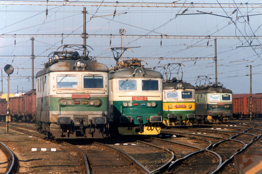 123 001+130 010+181 133+123 002 Nymburk 6.3.99.jpg