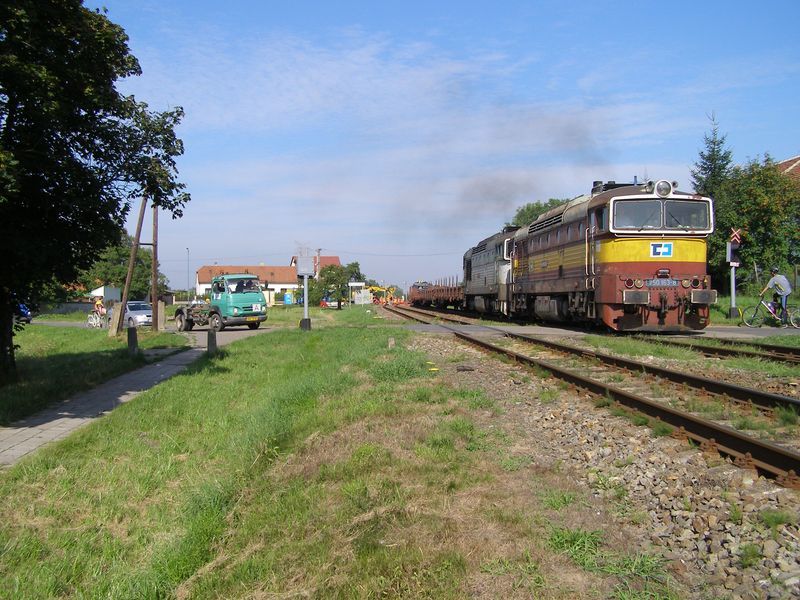 750 163+277