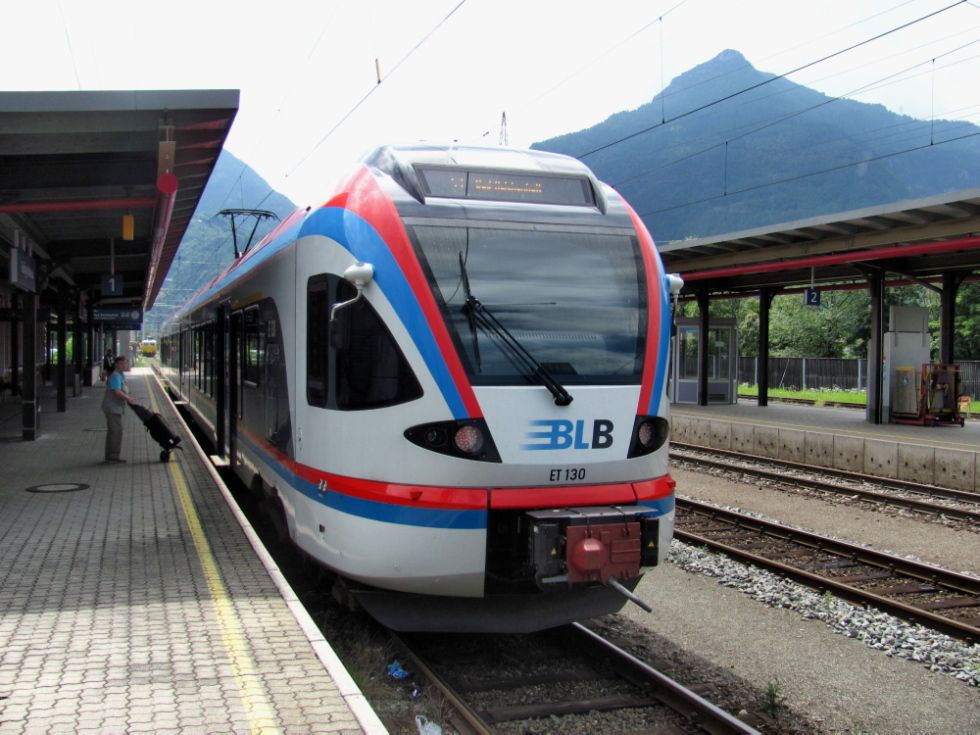 Flirt BLB na spoji S-Bahn Salzburg a jeho konen/vchoz stanice Golling(