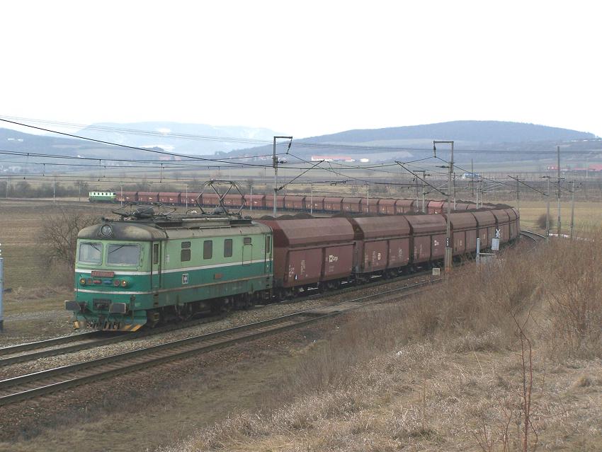 122005 a 121055 na postrku - Polepy - 17.3.2010