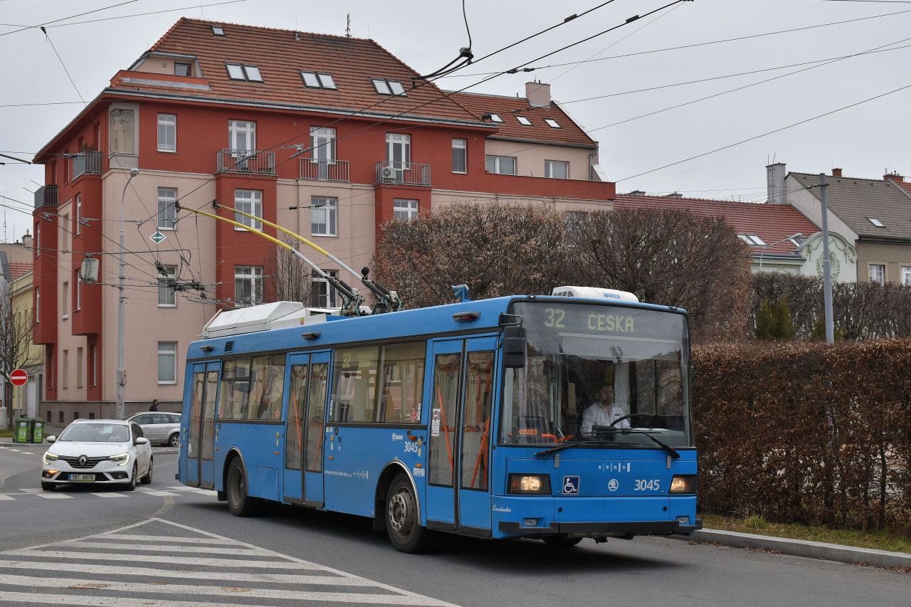 3045 Slovansk nmst 13. 3. 2021