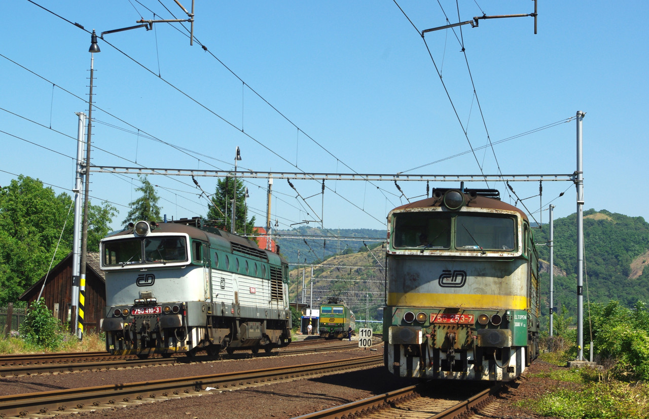 750.410 a162.046 a 750.253 Prackovice nad Labem 9.7.2010