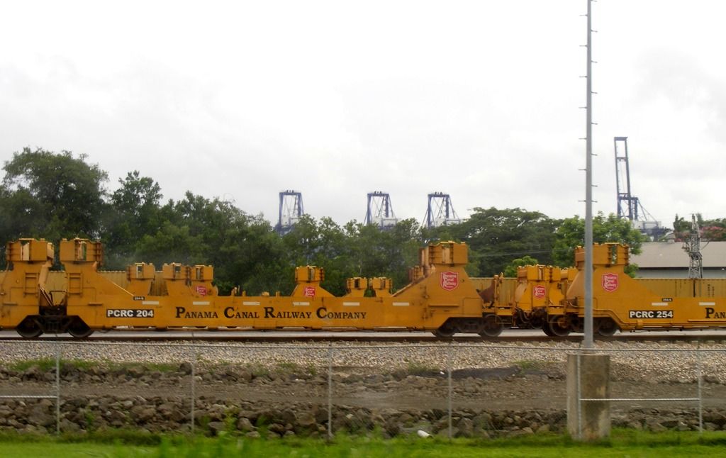 Panama Canal Railway