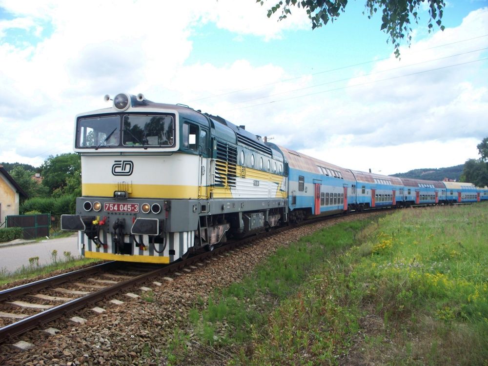 754 045-3 Krhanice - Chrst n/S. (14.7.2012) - Os 9057