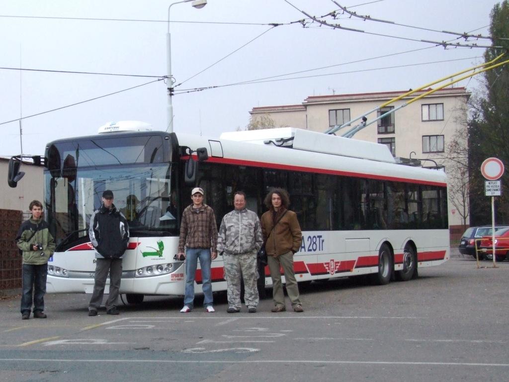 "Obstojn zjem P.T. otoustva" :-)