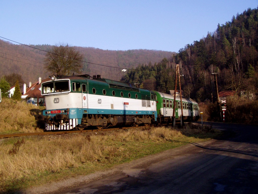 750.118 v ele Os 14912, 24.12.20006 v Dobravnku, as 14:01