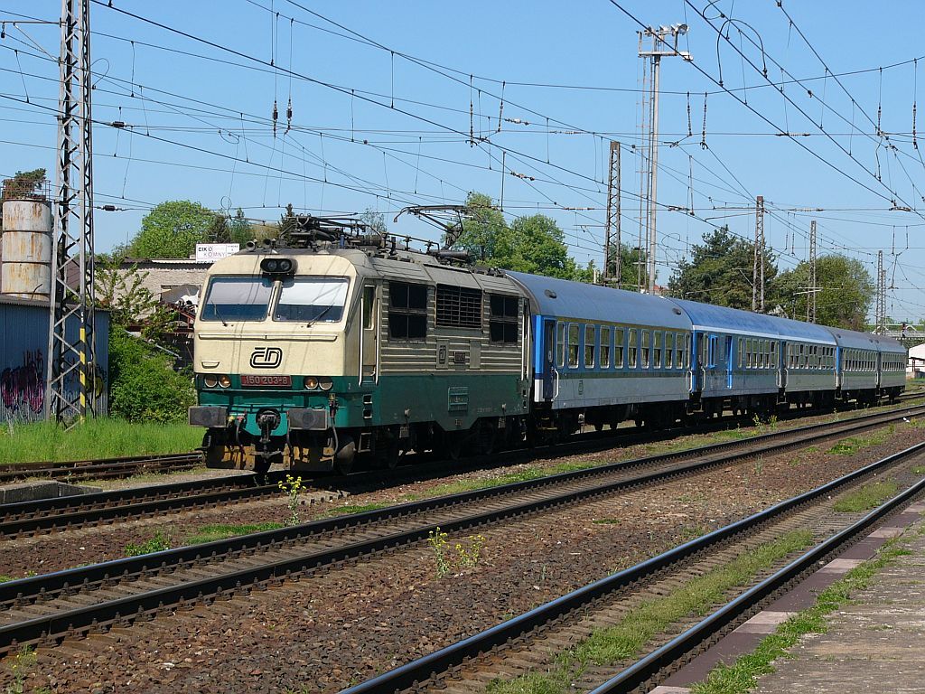 150 203 R 707 Bouzov - valy (15. 5. 2013)