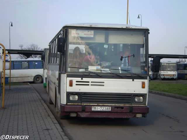Do Uhorodu odchdza aj michalovsk Karosa LC 735 s EV MI-723AR. ©Dispecer, 28.3.2008