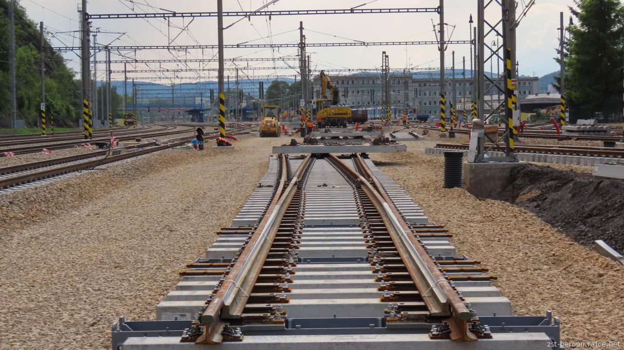 Beroun 25.5.2019 - vlevo na nultou, pmo ze druh na druhou